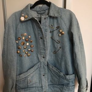 90s style boyfriend cut jean jacket